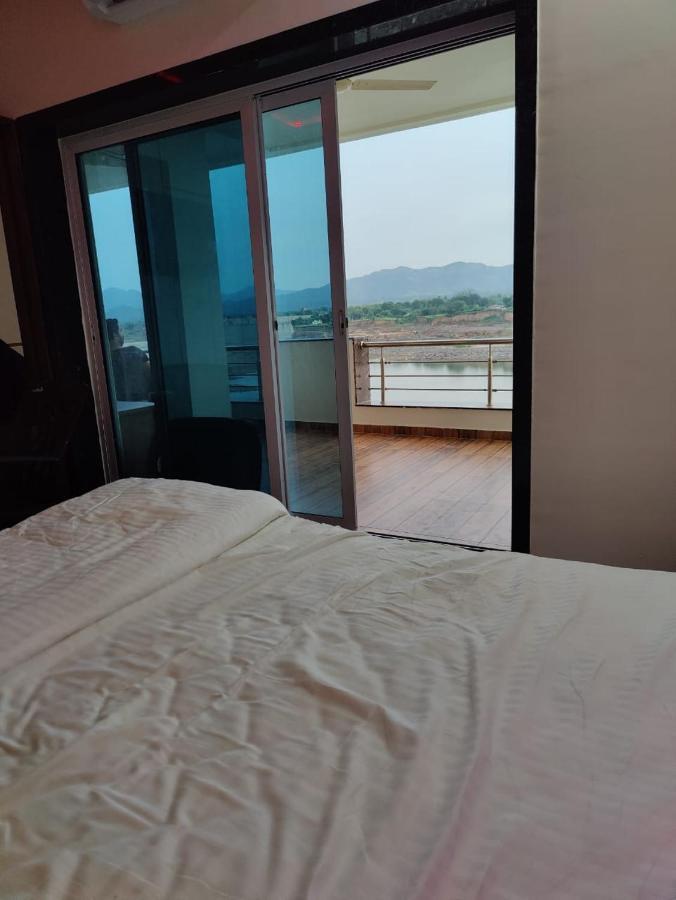 Hotel Sardar Rooms Garudeshwar Εξωτερικό φωτογραφία